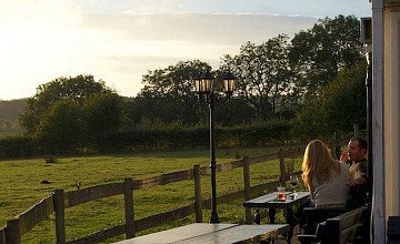 Five Horseshoes